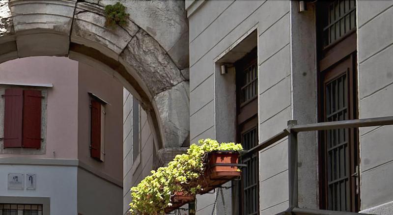 Hotel Vis A Vis