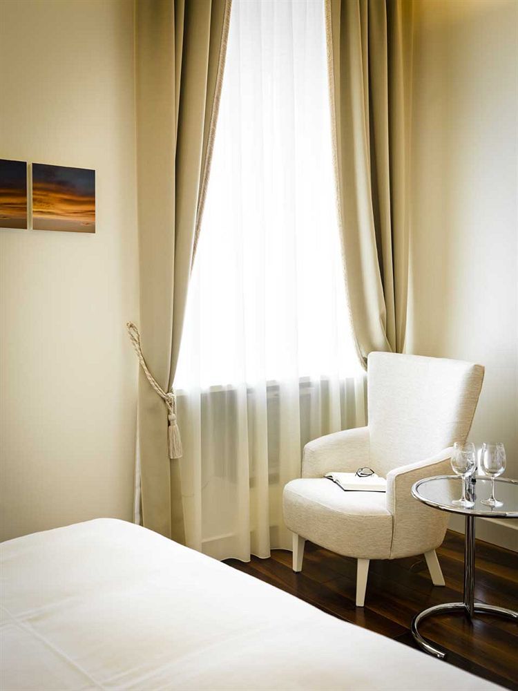 Hotel Vis A Vis Hotel